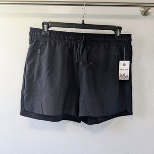 Ebb & Flow Active Shorts Women's L